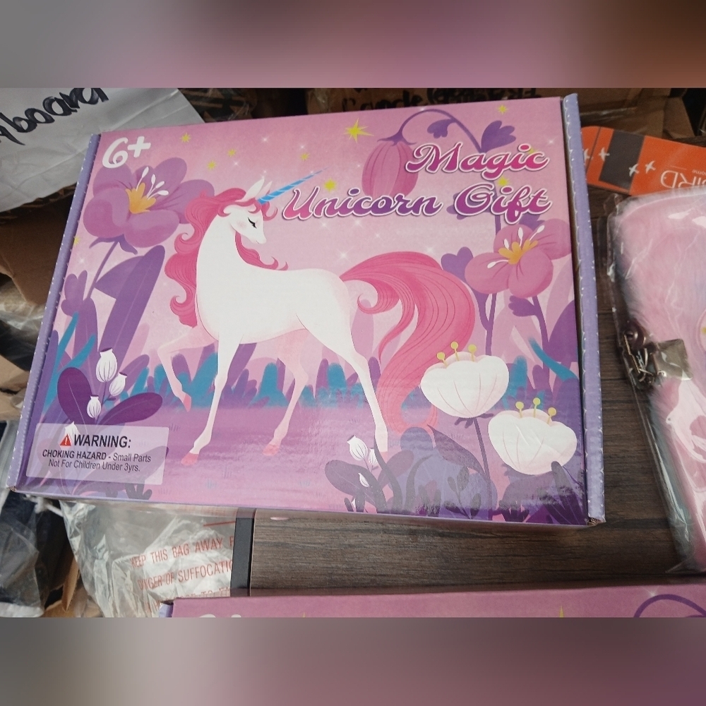 Magic Unicorn Gift Set - Picture 1 of 11